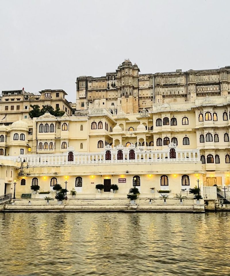 City Palace on Lake Pichola, Udaipur