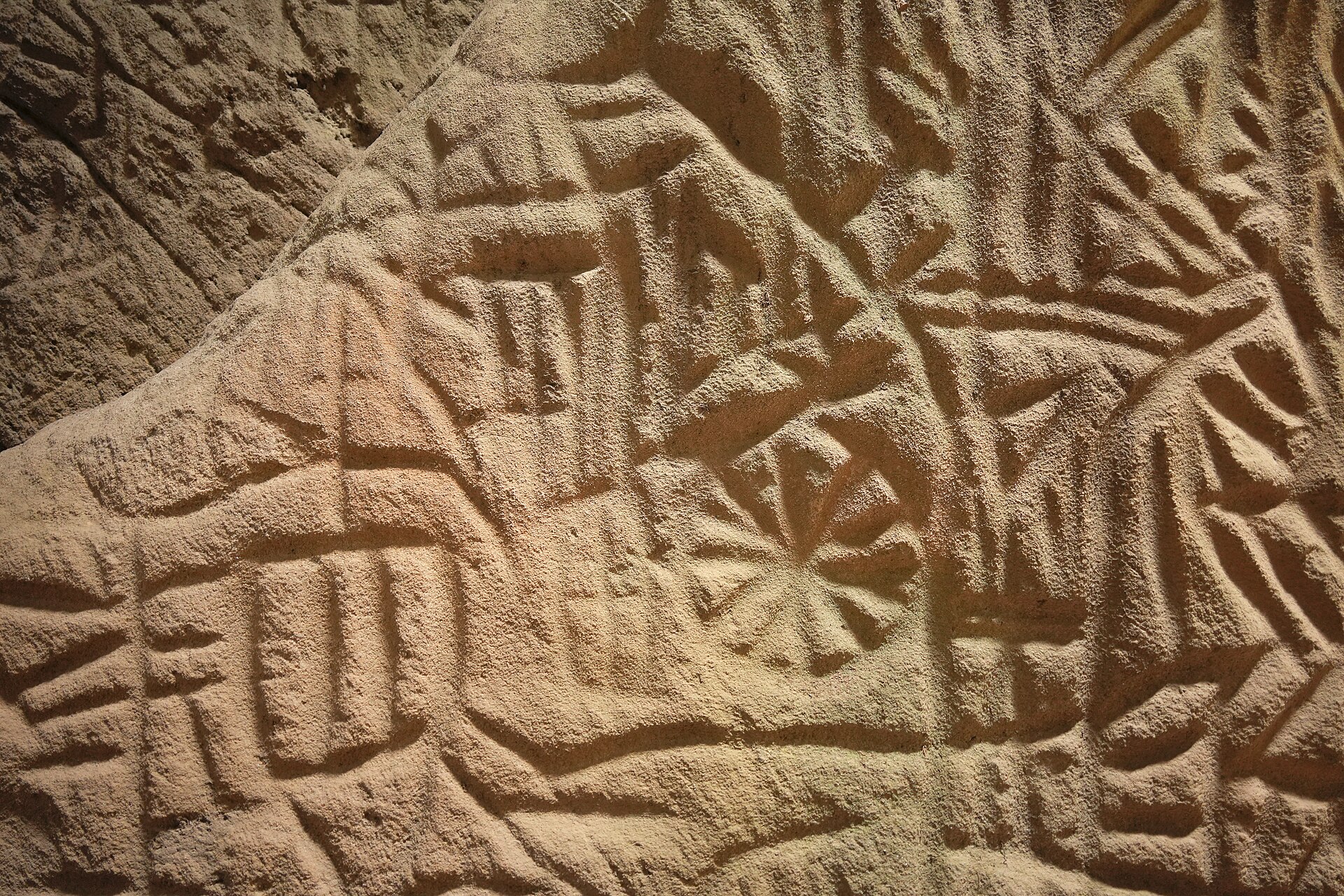 Edakkal Caves - Petroglyphs - 4